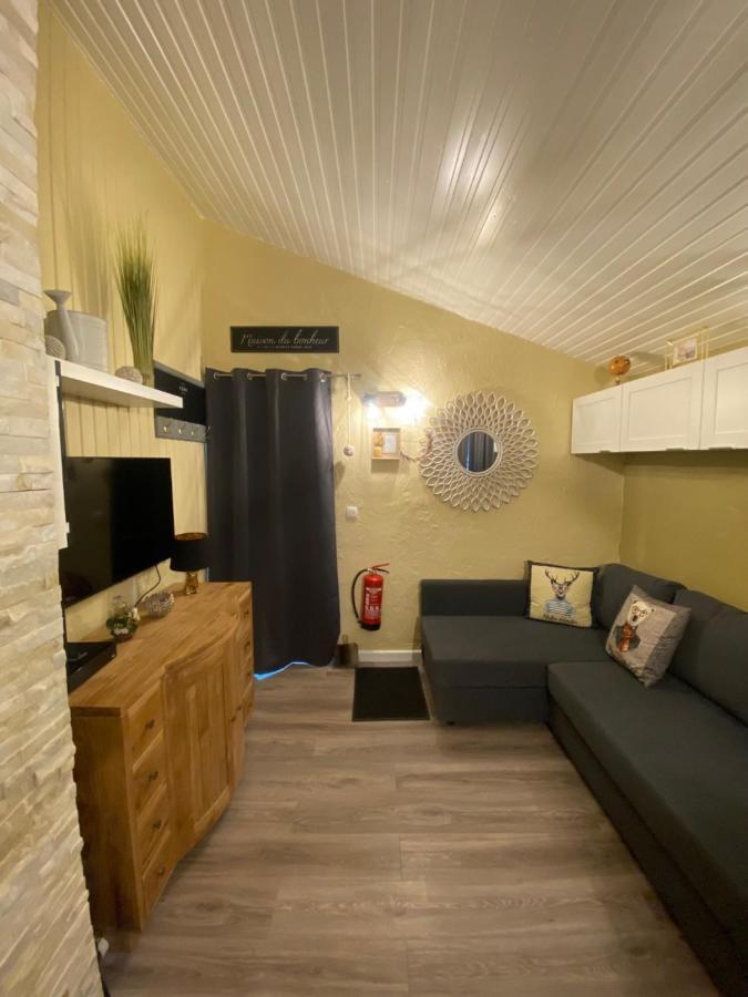 Villa Repere Du Cerf Virton Esterno foto
