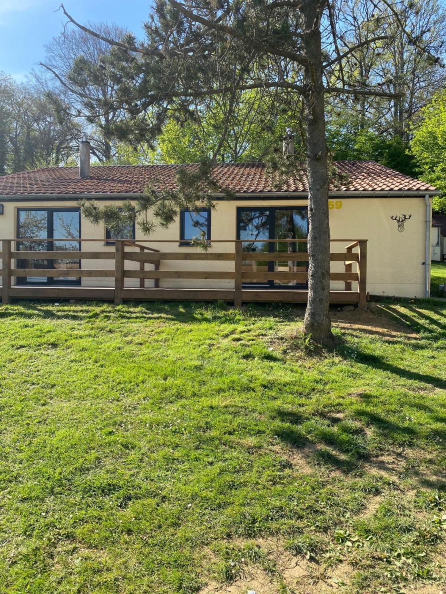 Villa Repere Du Cerf Virton Esterno foto